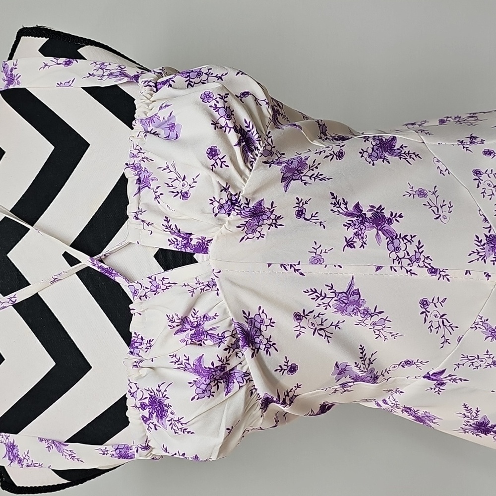 Floral Purple & White Milk Maid Style Dress Corset & Front Front Slit Size L - Picture 2 of 11